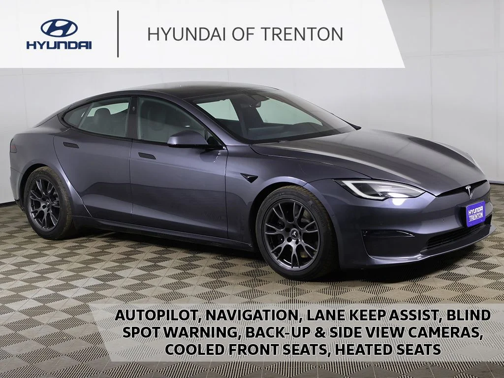 2022 Tesla Model S -'s photo