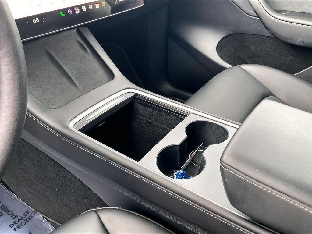 Used 2022 Deep Blue Metallic Tesla Long Range image 19