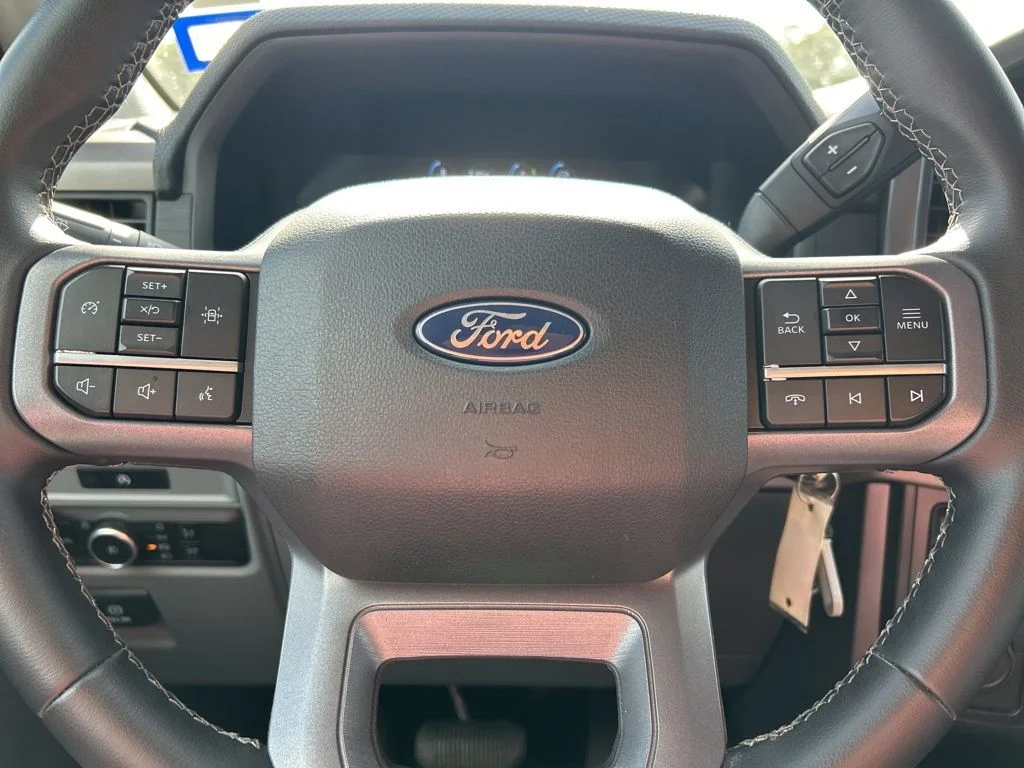 Used 2025 Black Ford XLT image 23