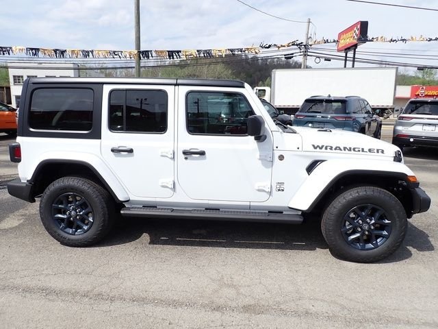 New 2026 Bright White Clear-Coat Exterior Paint Jeep 85th Anniversary Edition image 9