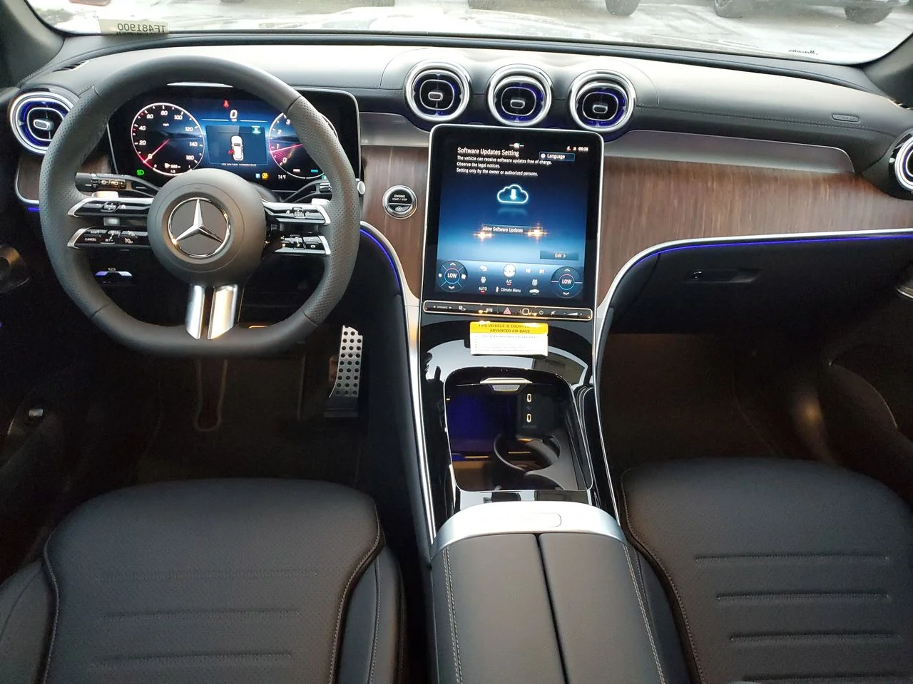 New 2026 Graphite Grey Metallic Mercedes-Benz GLC 300 image 12