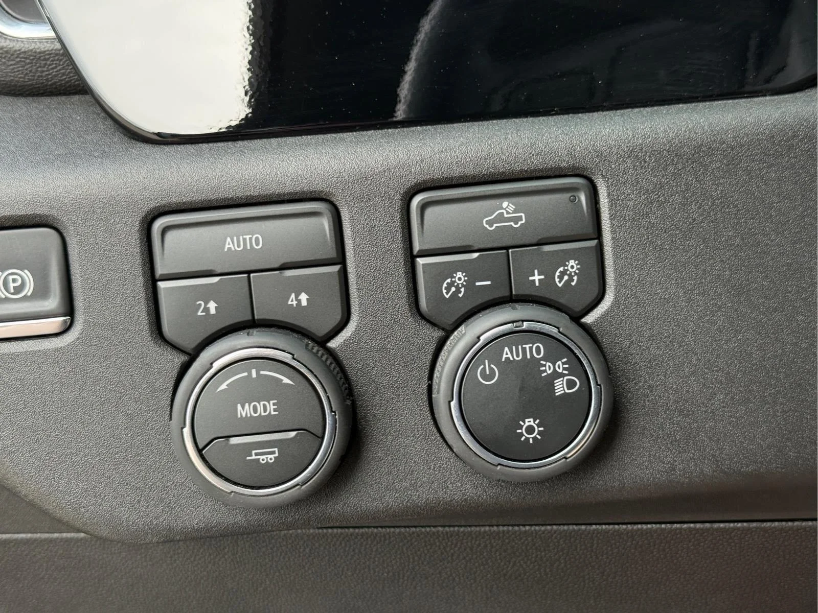 Used 2026 Sterling Gray Metallic Chevrolet LT image 7