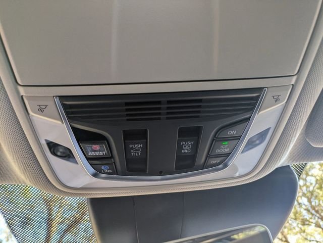 New 2026 Solar Silver Metallic Acura Advance Package image 24