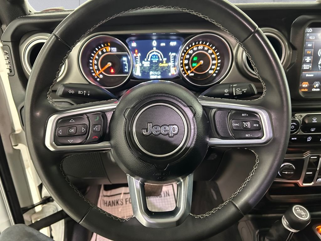 Used 2023 White Jeep Overland image 9