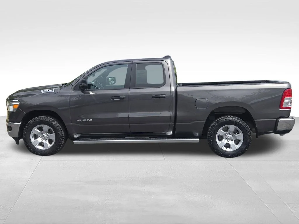 Used 2023 Granite Crystal Clearcoat Metallic Ram Big Horn/Lone Star image 14