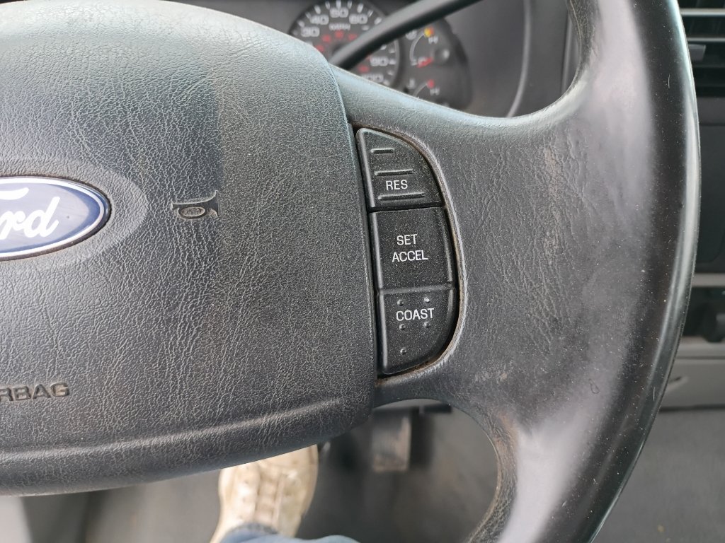 Used 2006 Oxford White Clearcoat Ford XLT image 29