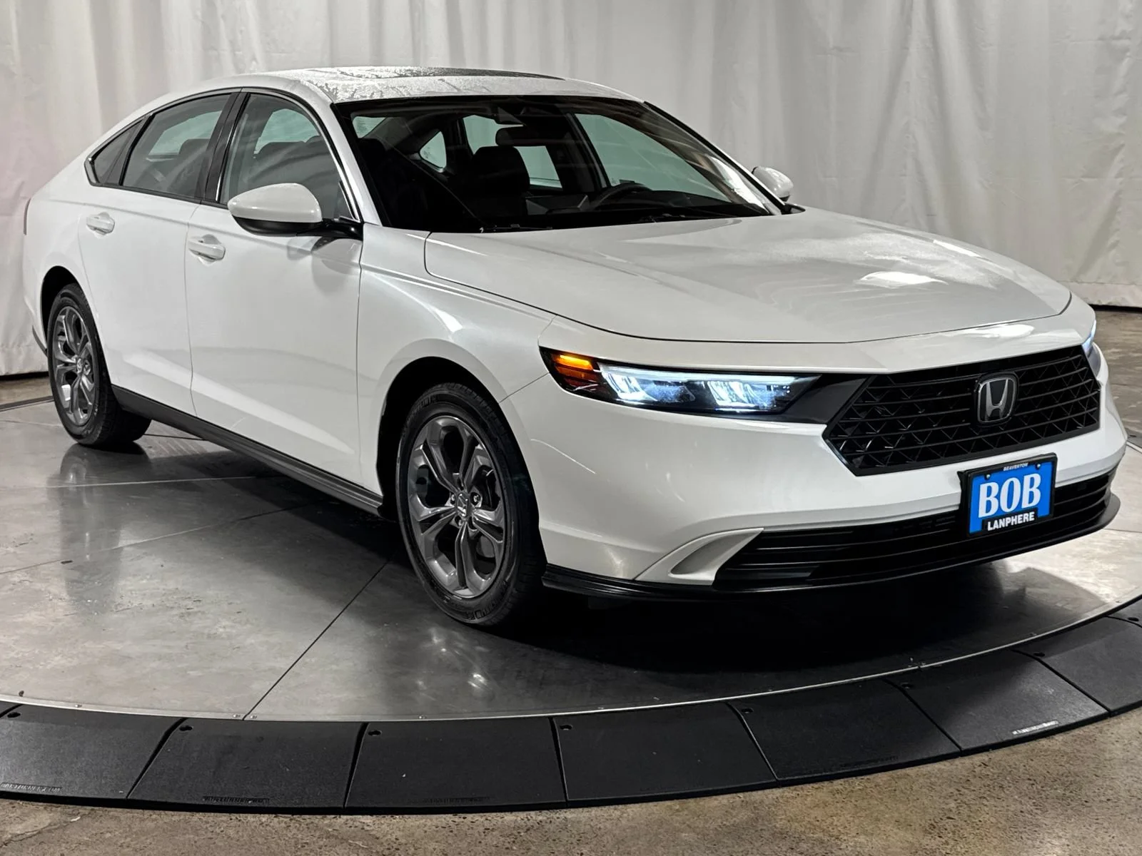 Certified Used 2023 Platinum White Pearl Honda EX image 31