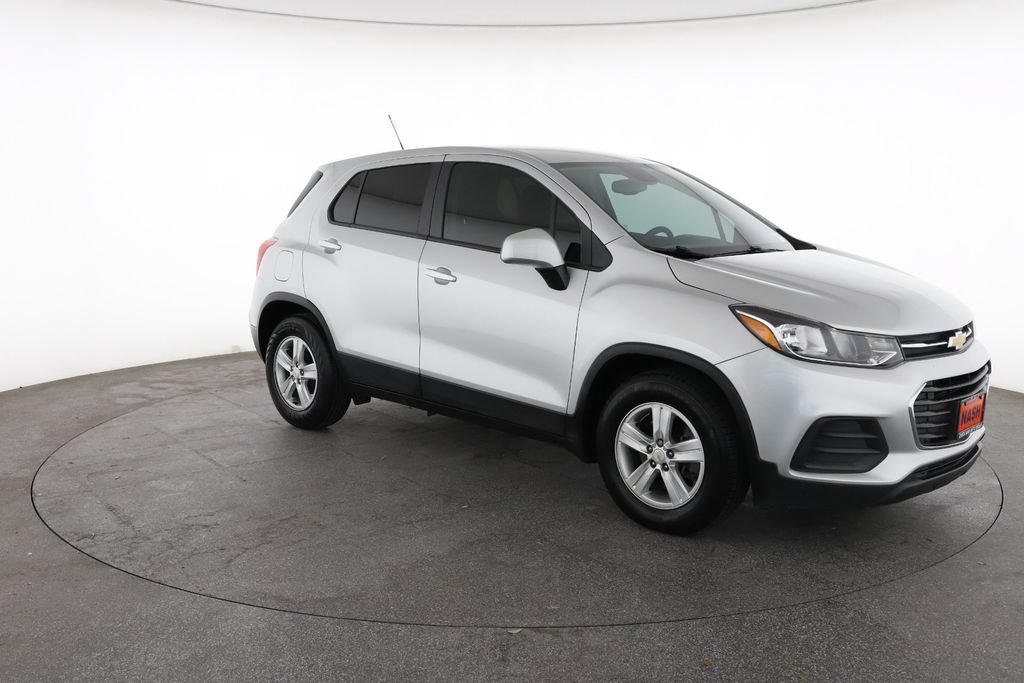 Used 2020 Chevrolet Trax LS with VIN KL7CJKSB1LB321815 for sale in San Marcos, TX