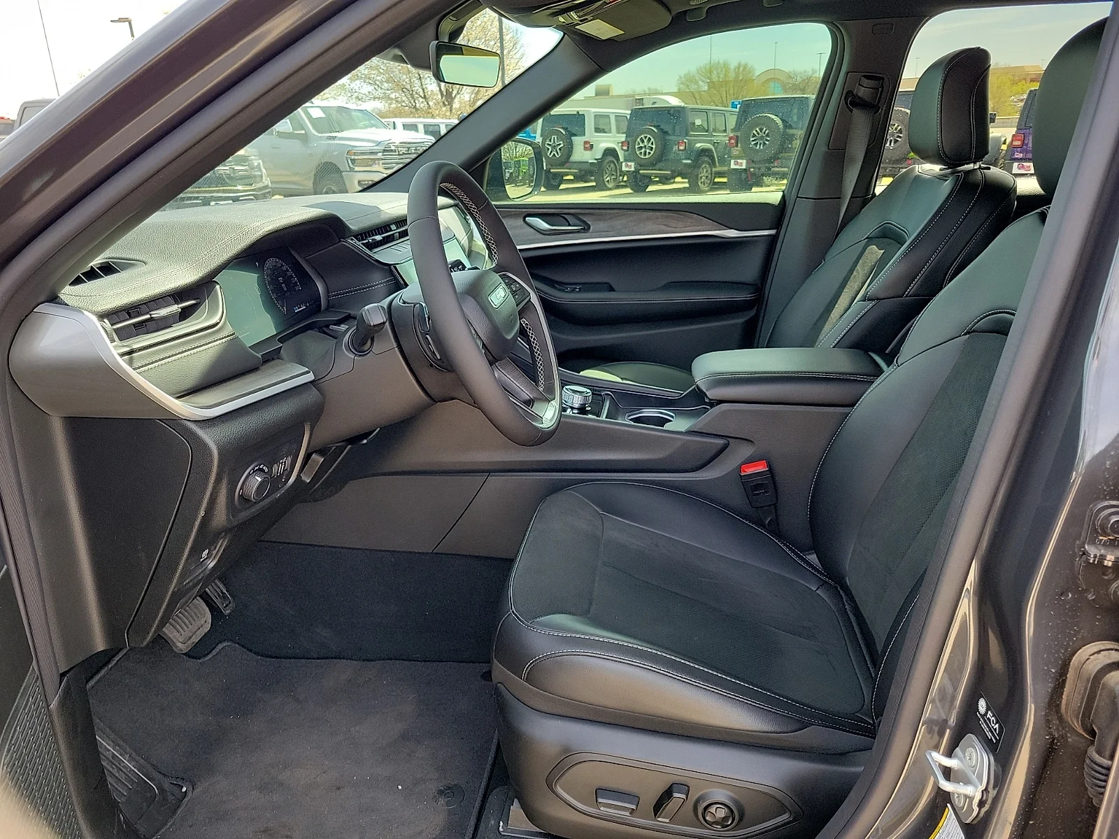 New 2026 Baltic Gray Jeep LAREDO ALTITUDE 4X4 image 12