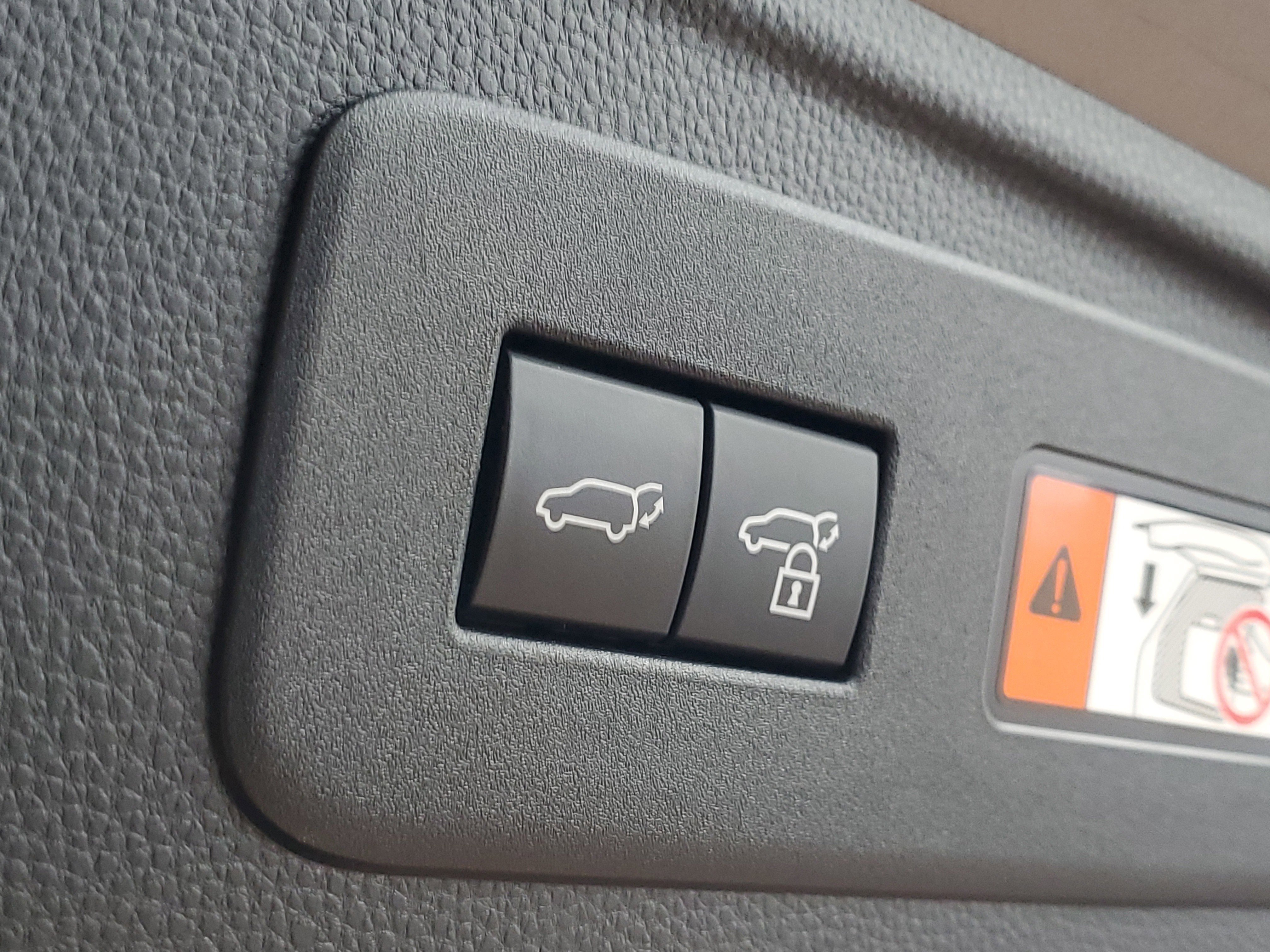 Used 2024 Gray Pearl Lexus GX 550 Luxury image 8