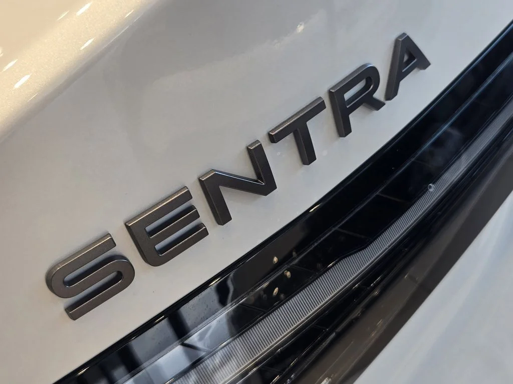 New 2026 White Nissan SL image 7