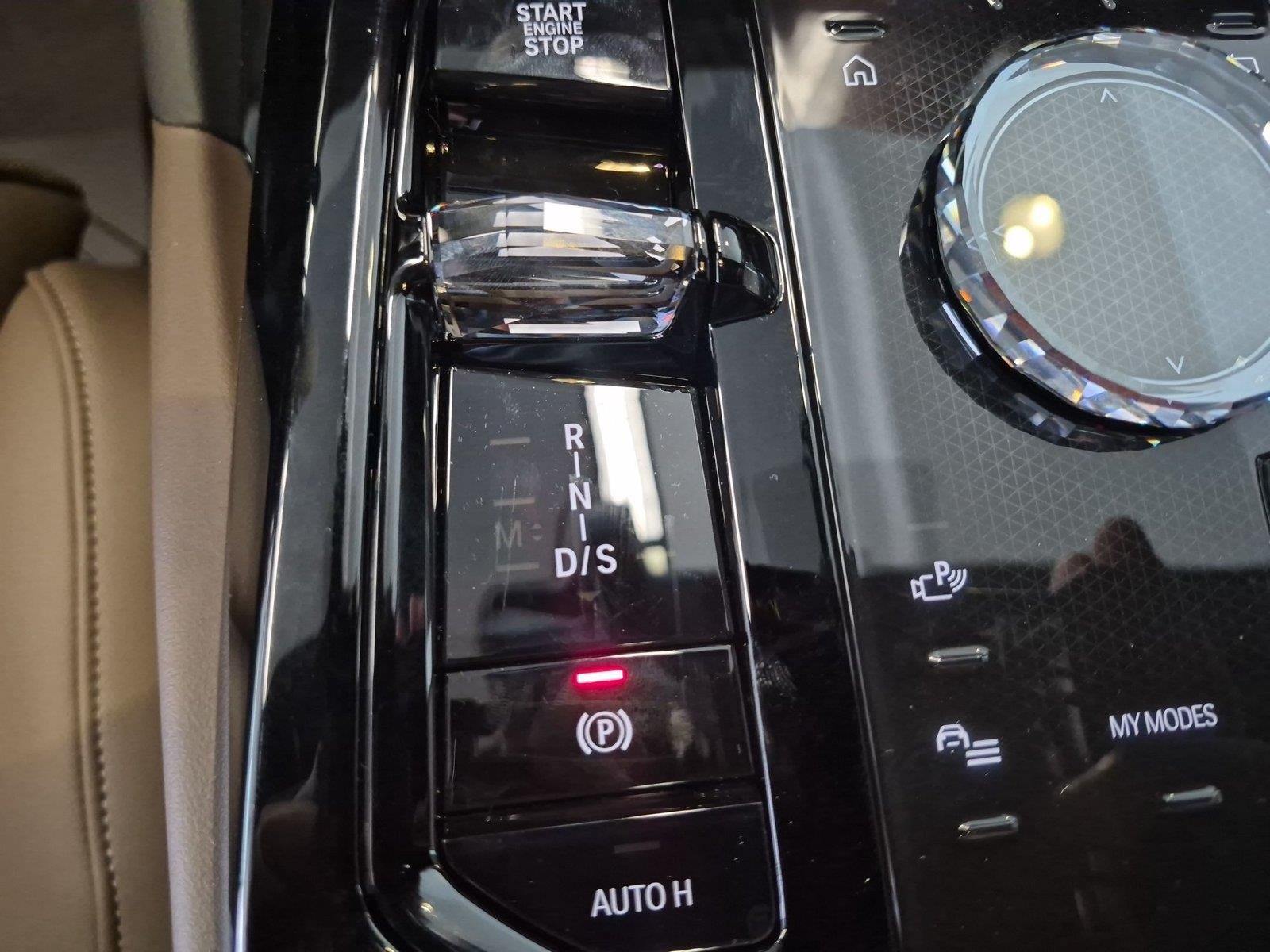 New 2027 Special Order Color BMW 540i xDrive image 23