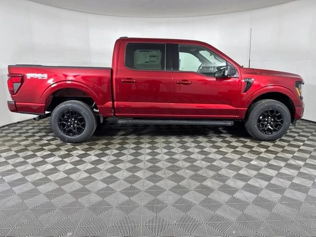 New 2026 Ruby Red Metallic Tinted Clearcoat Ford XLT image 2
