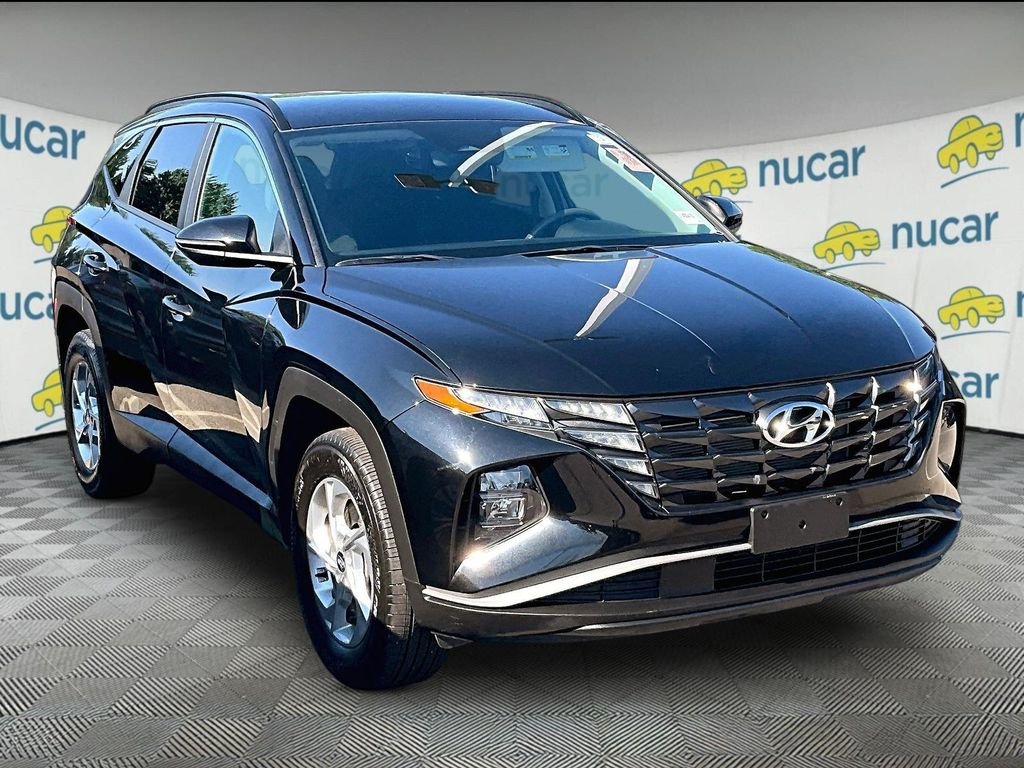 Used 2023 Black Hyundai SEL image 1