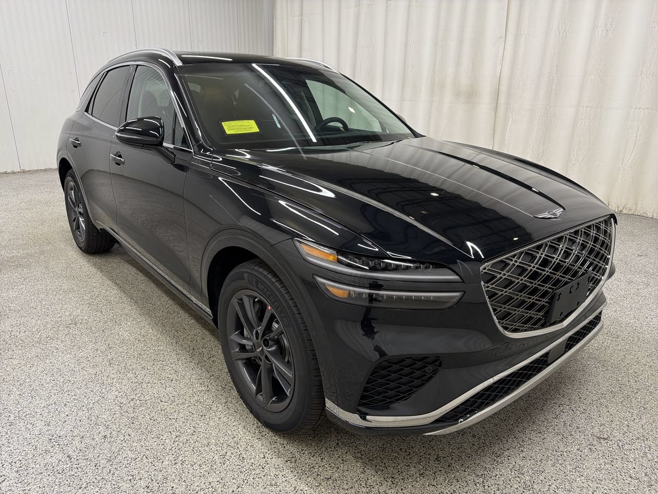 2027 GENESIS GV70