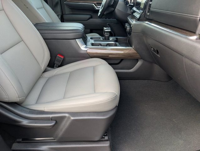 Used 2024 Red Chevrolet RST image 27
