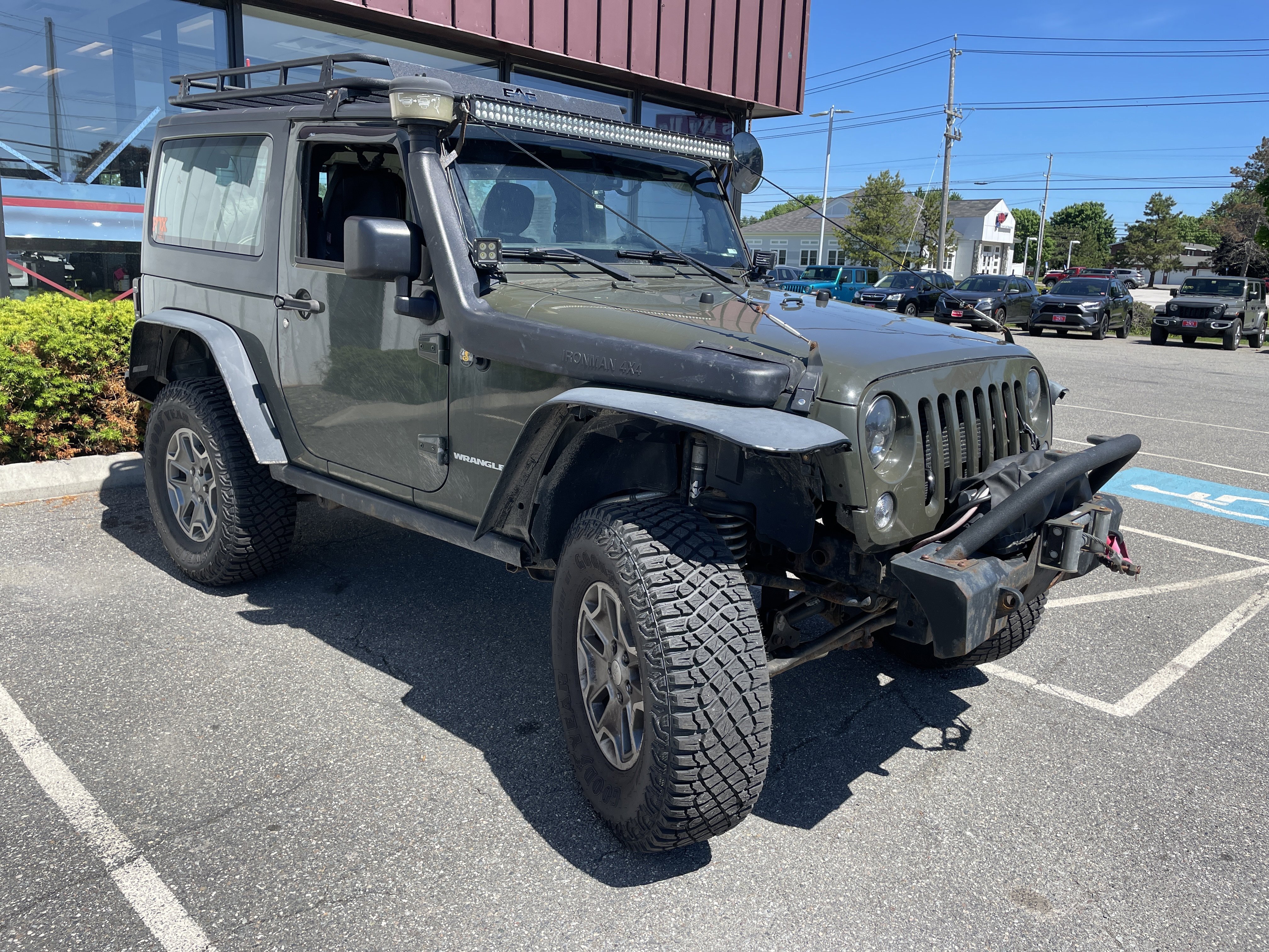 Used 2015 Tank Clearcoat Jeep Rubicon image 7