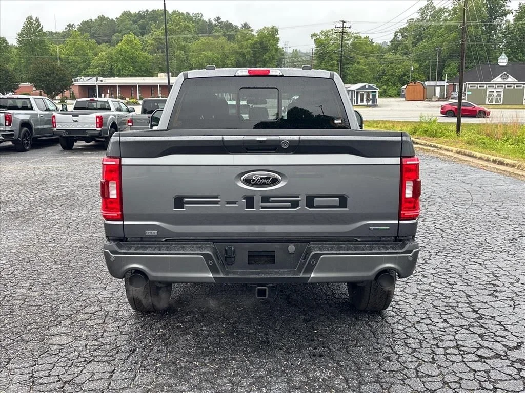 Used 2023 Gray Ford XLT image 6