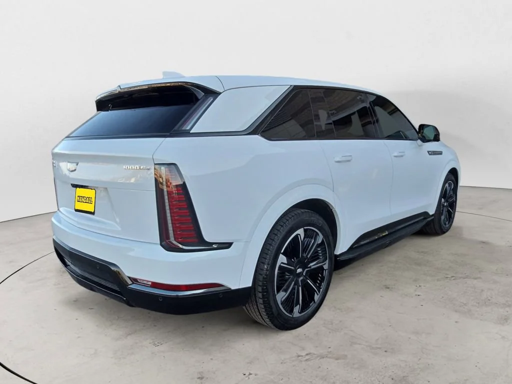 Used 2025 Summit White Cadillac Sport 2 image 5