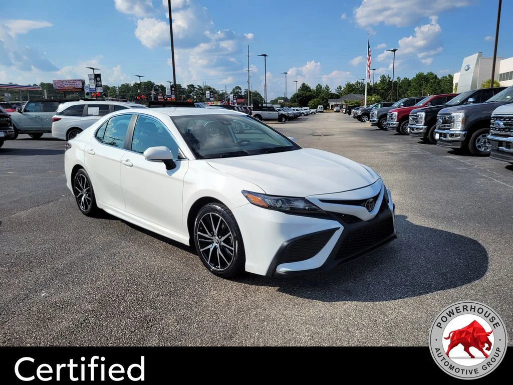 Used 2023 White Toyota SE image 8