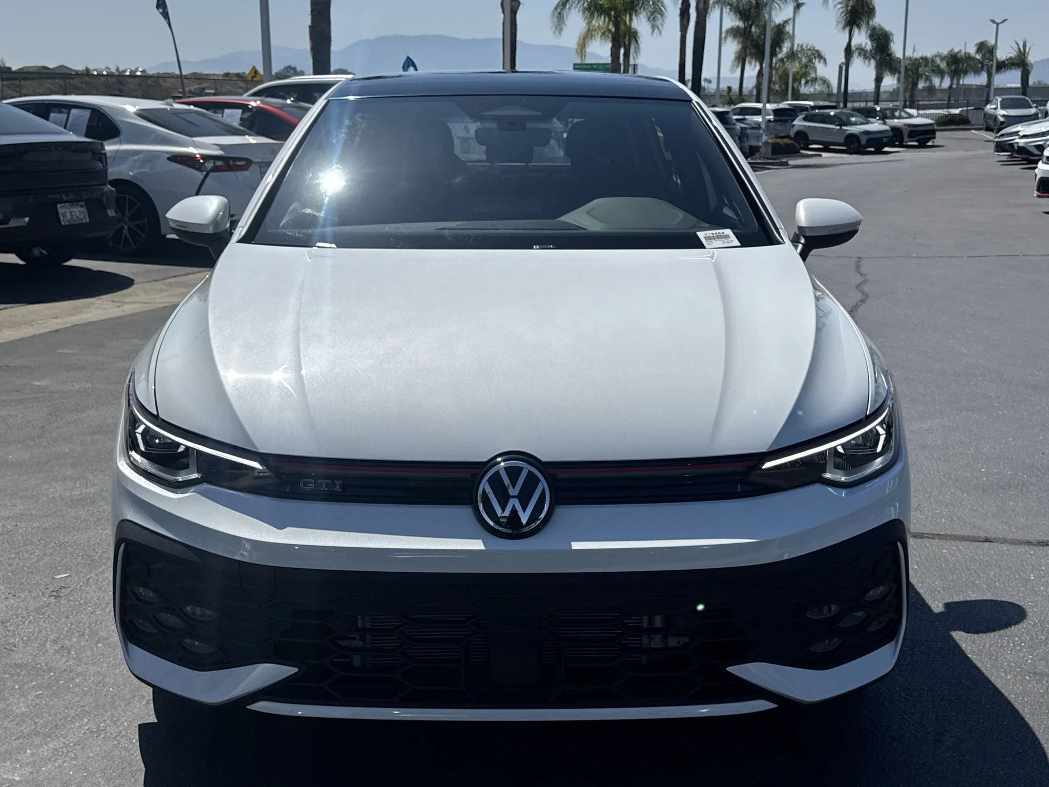 New 2026 Opal White Pearl Volkswagen SE image 2