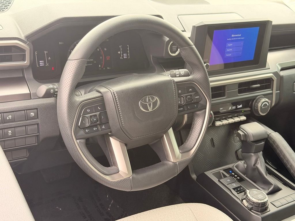 Used 2025  Toyota SR5 image 20
