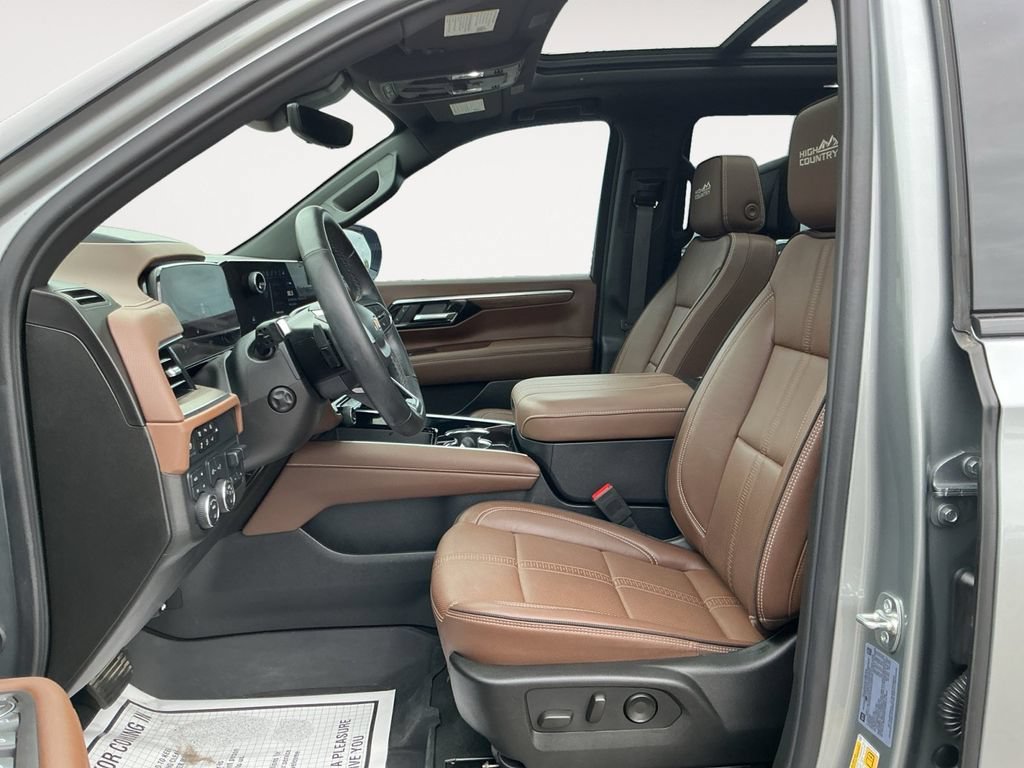 Certified Used 2025 Sterling Gray Metallic Chevrolet High Country image 10