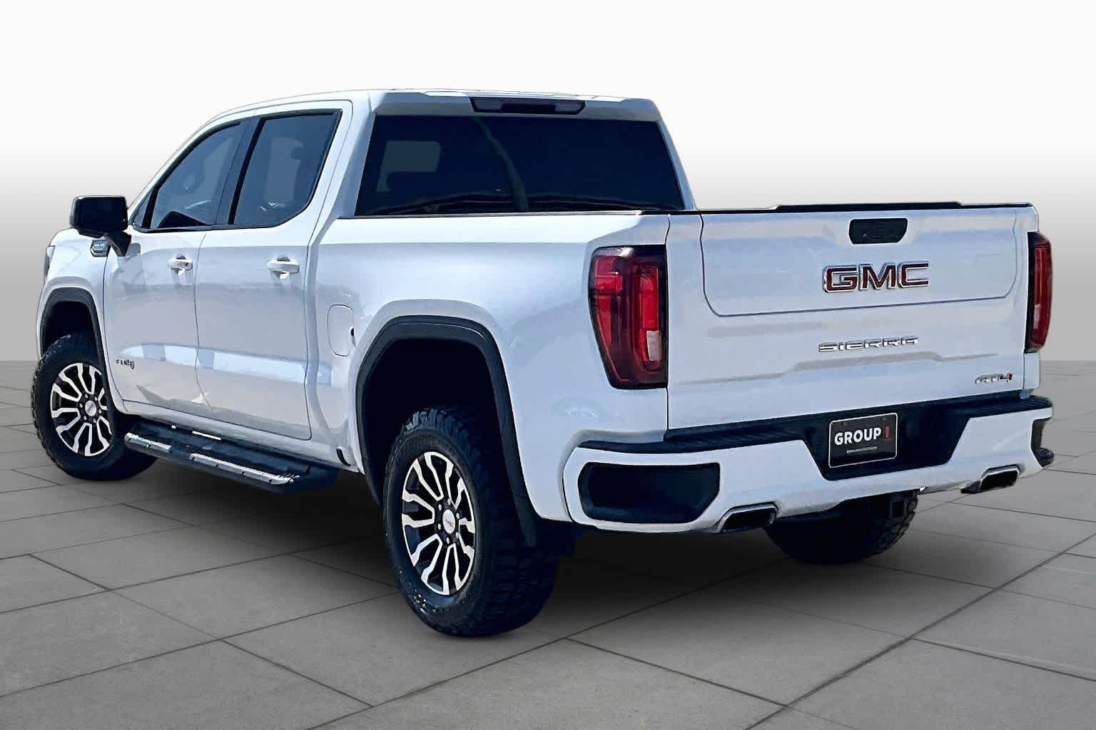 Used 2021 SUMMIT WHITE GMC AT4 image 12