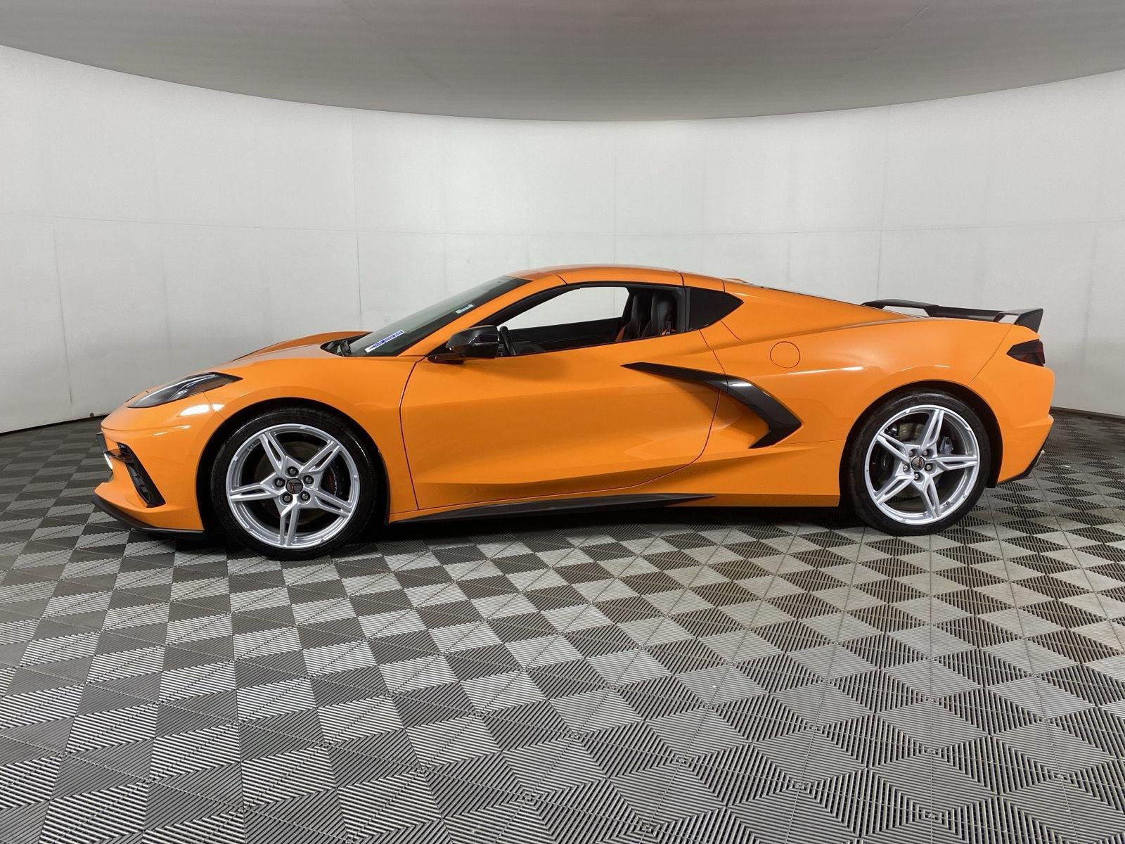 Used 2022 Amplify Orange Tintcoat Chevrolet 2LT image 4
