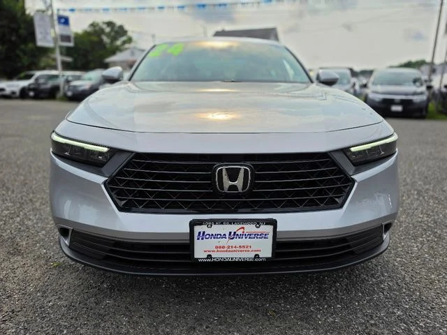 Used 2024 Solar Silver Metallic Honda 1.5T EX image 8