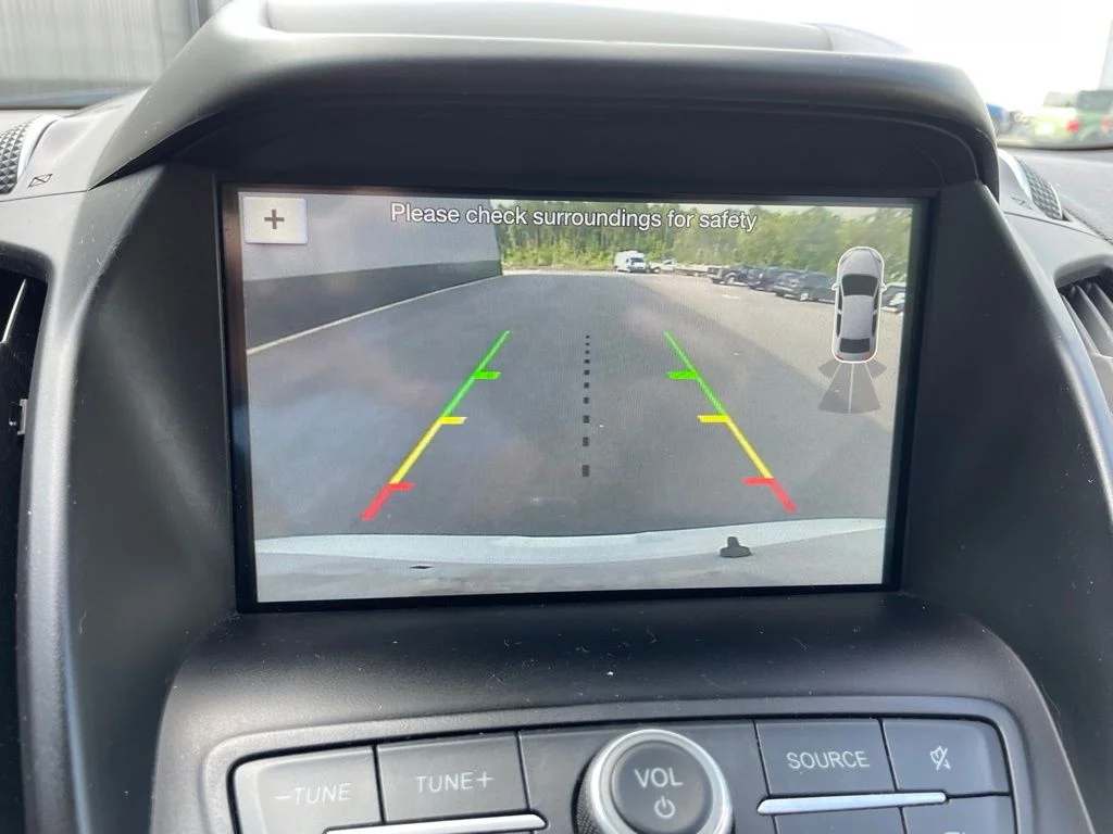Used 2019 White Ford SEL image 17