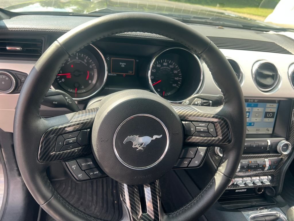 Used 2017 Gray Ford GT Premium image 10
