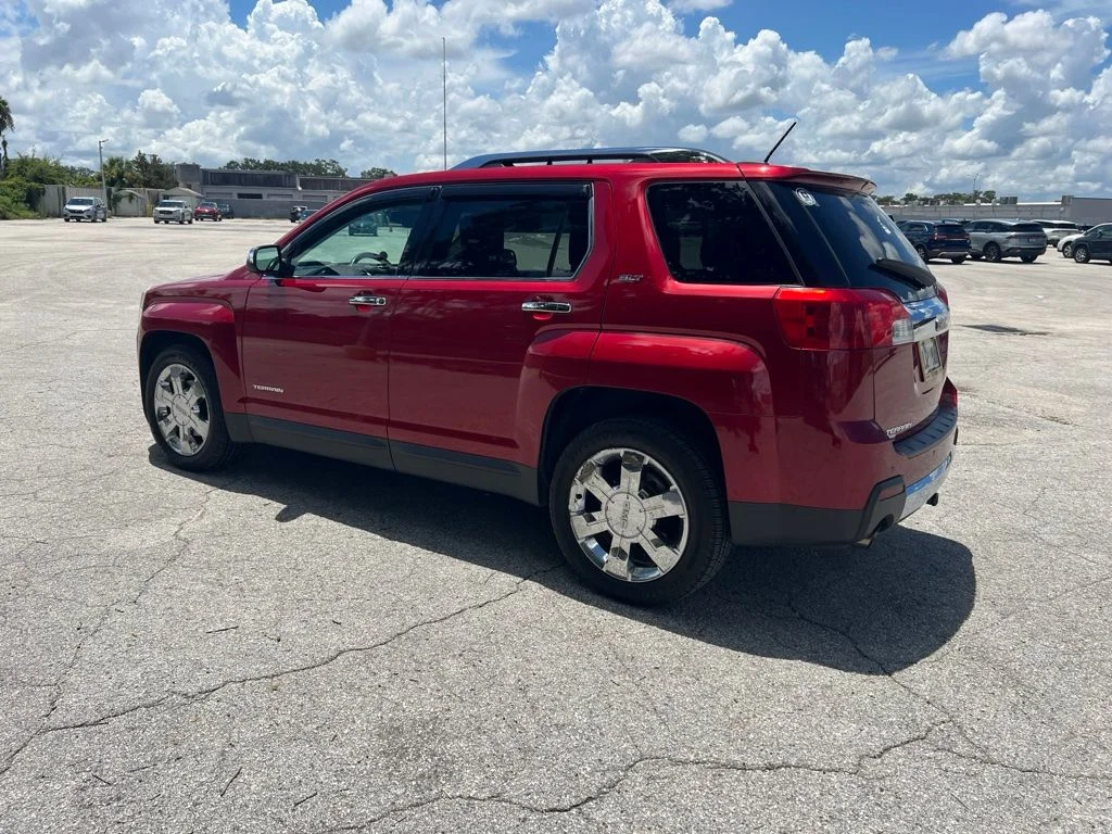 Used 2015 Red GMC SLT-2 image 4