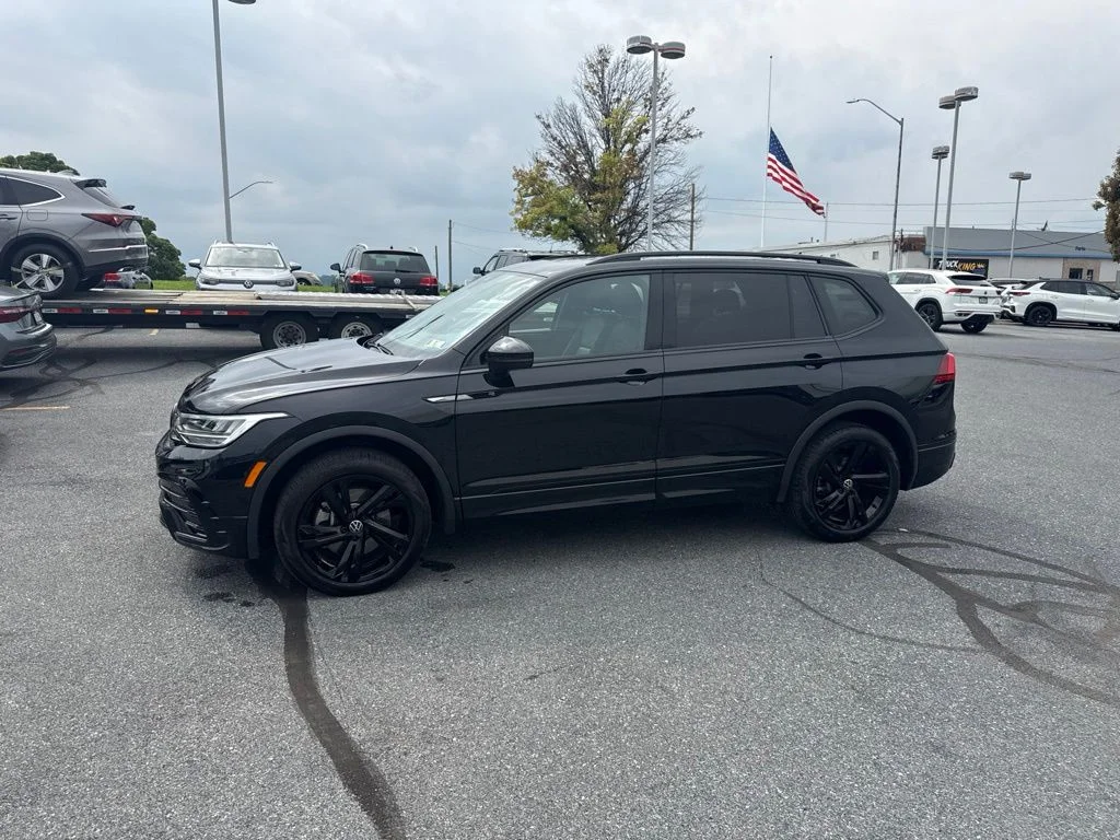 Certified Used 2023 Deep Black Pearl Volkswagen 2.0T SE R-Line Black image 10