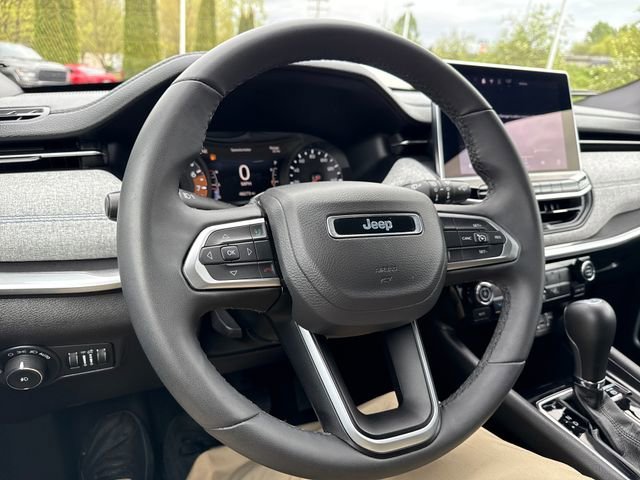 Used 2024 Bright White Clearcoat Jeep Latitude image 24