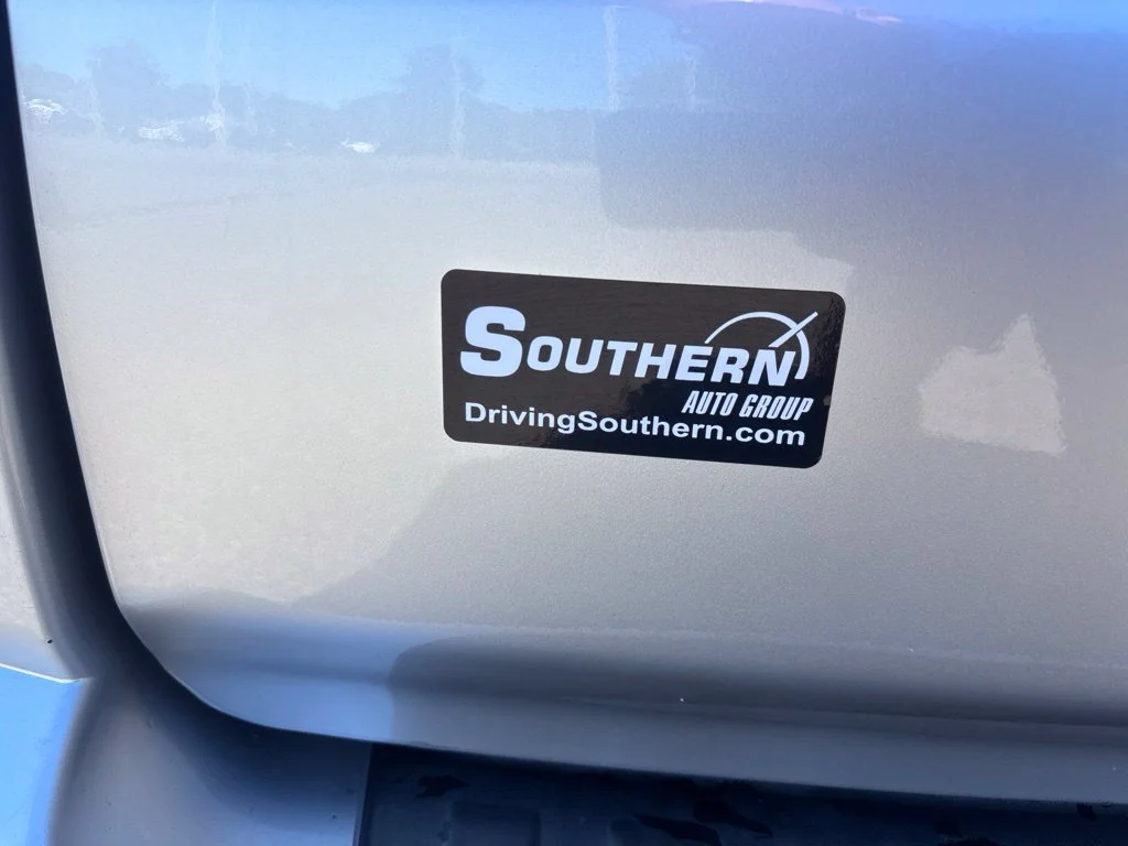 Used 2016 Silver Toyota SR5 image 31