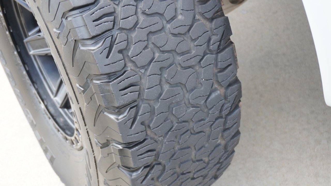 Used 2023 White Ford Raptor image 12