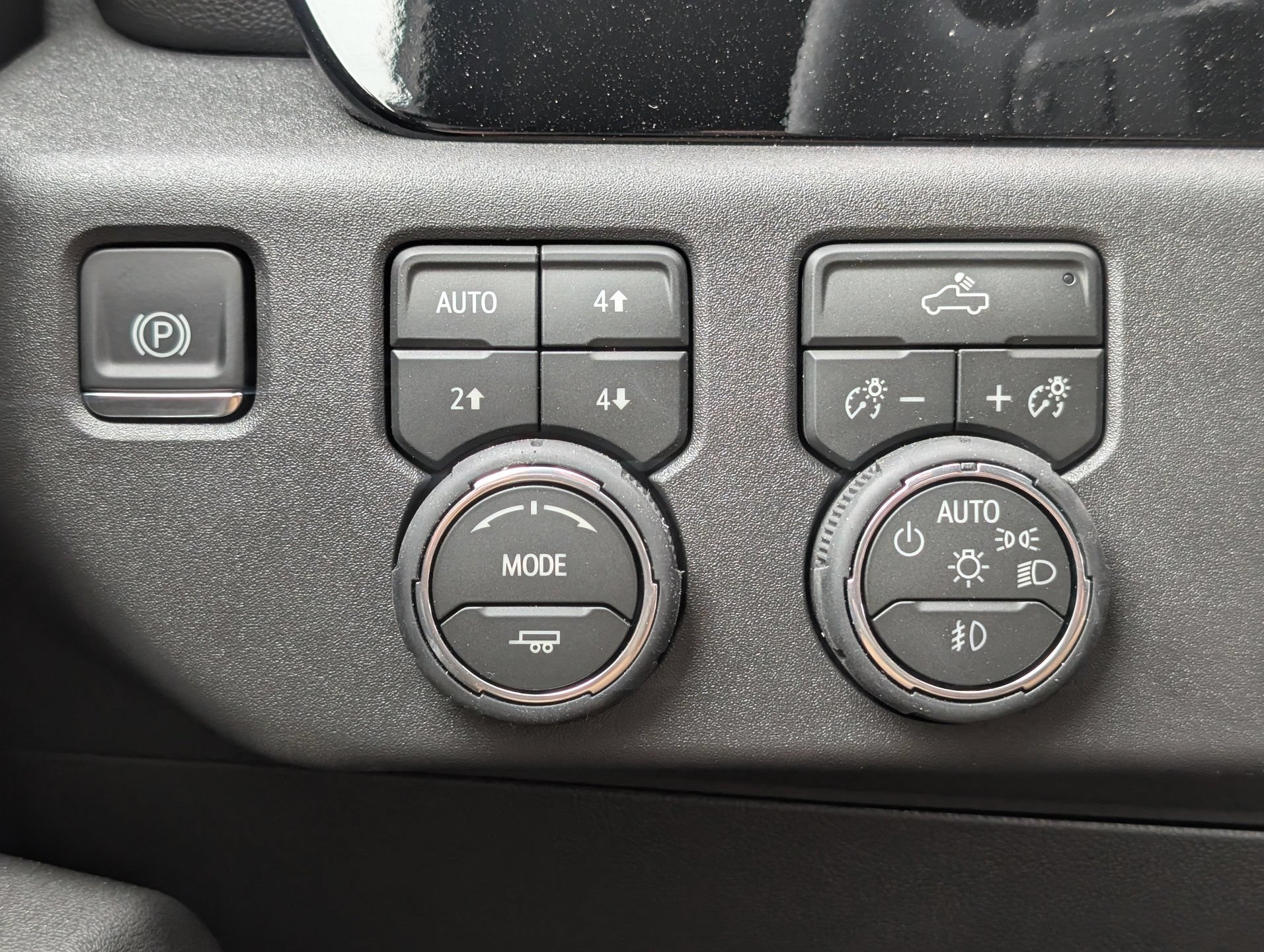 New 2026 Sterling Gray Metallic Chevrolet LT Trail Boss image 24