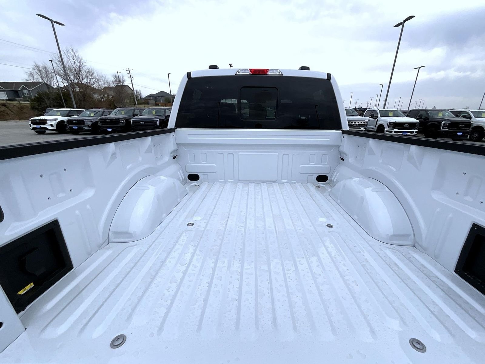 New 2026 Oxford White Ford XLT image 14