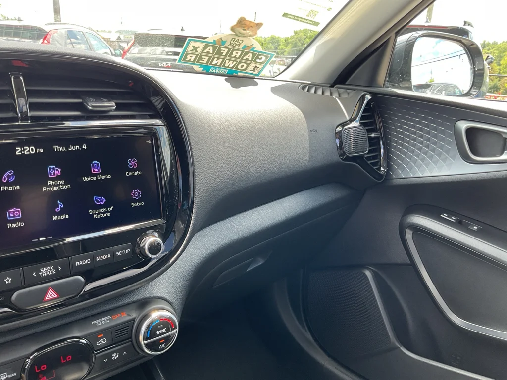 Used 2022 Gravity Gray Kia GT-Line image 34