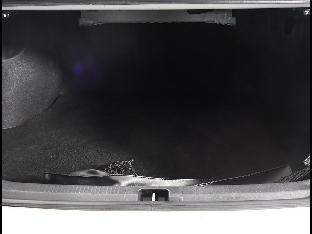 Used 2019 WHITE Toyota XSE image 18