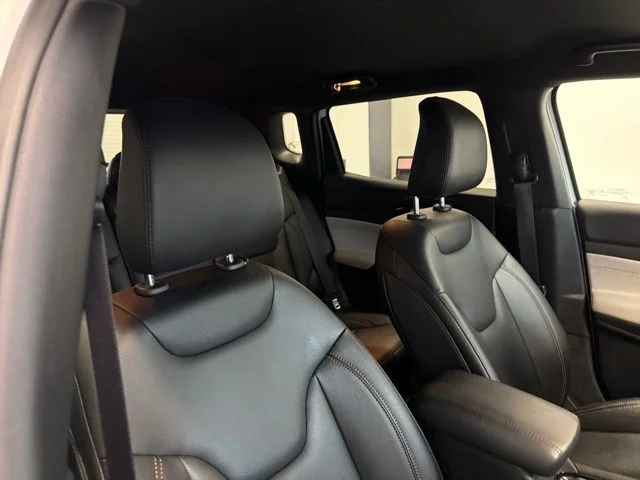 Used 2024 White Jeep Limited image 37