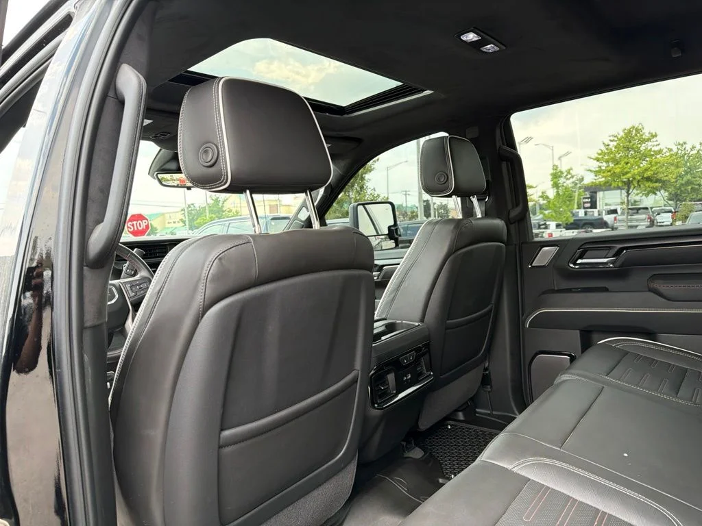 Used 2025 Black GMC AT4X image 20