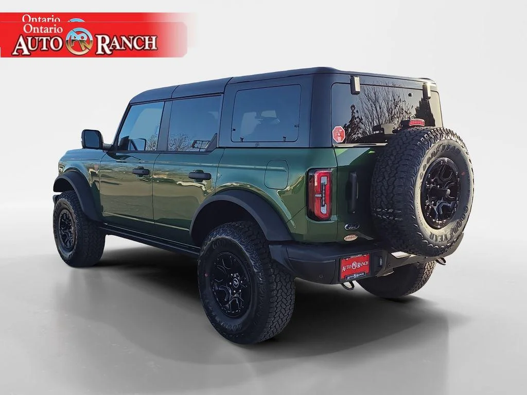 New 2025 Eruption Green Metallic Ford Badlands® image 3