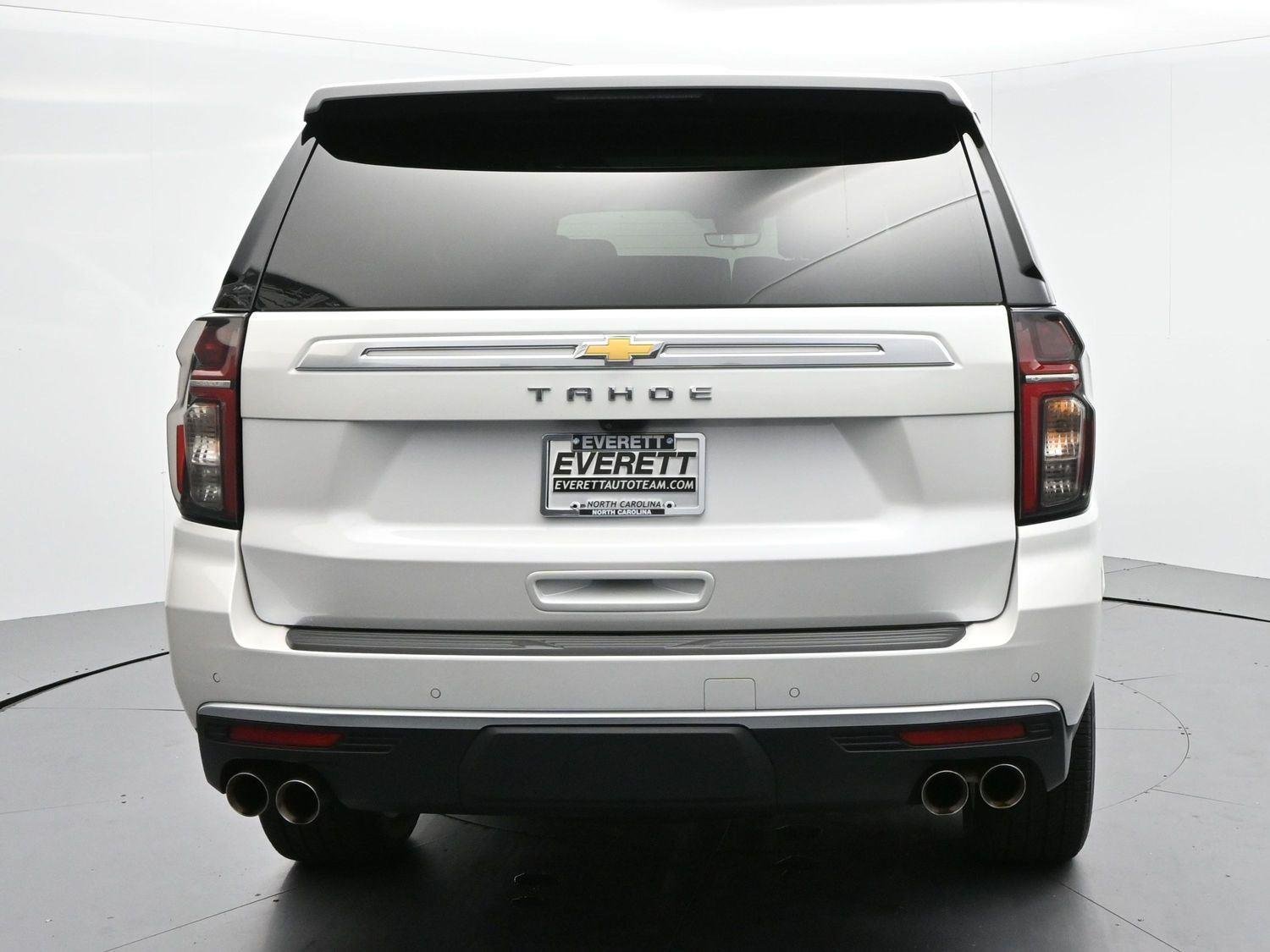 Used 2024 Iridescent Pearl Tricoat Chevrolet High Country image 6