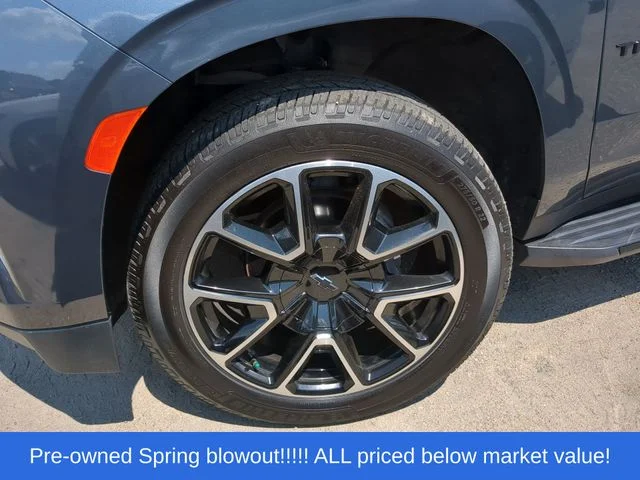 Used 2021 Gray Chevrolet RST image 8