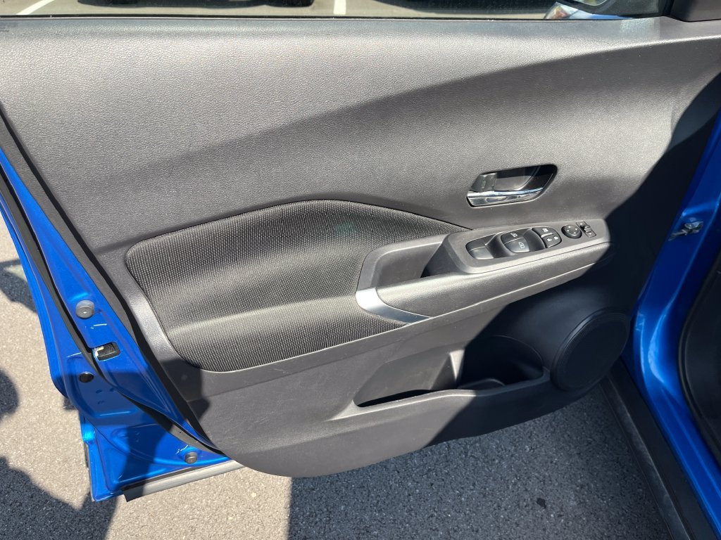 Used 2024 Blue Nissan SV image 11
