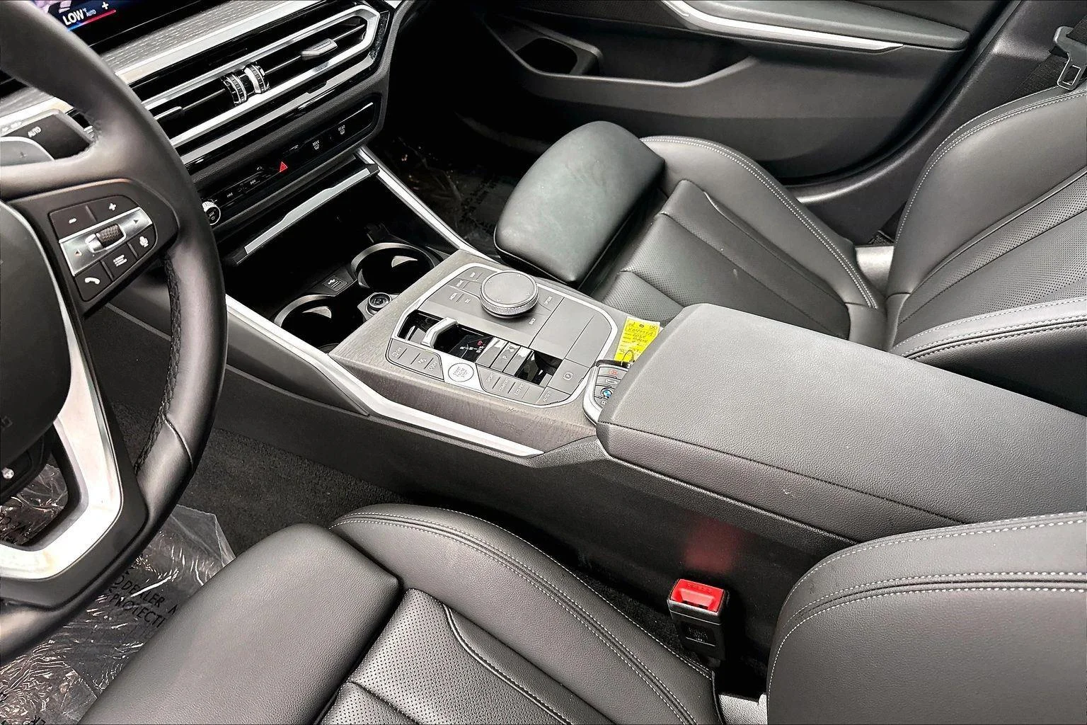 2024 BMW 3 Series 330i - Photo 25