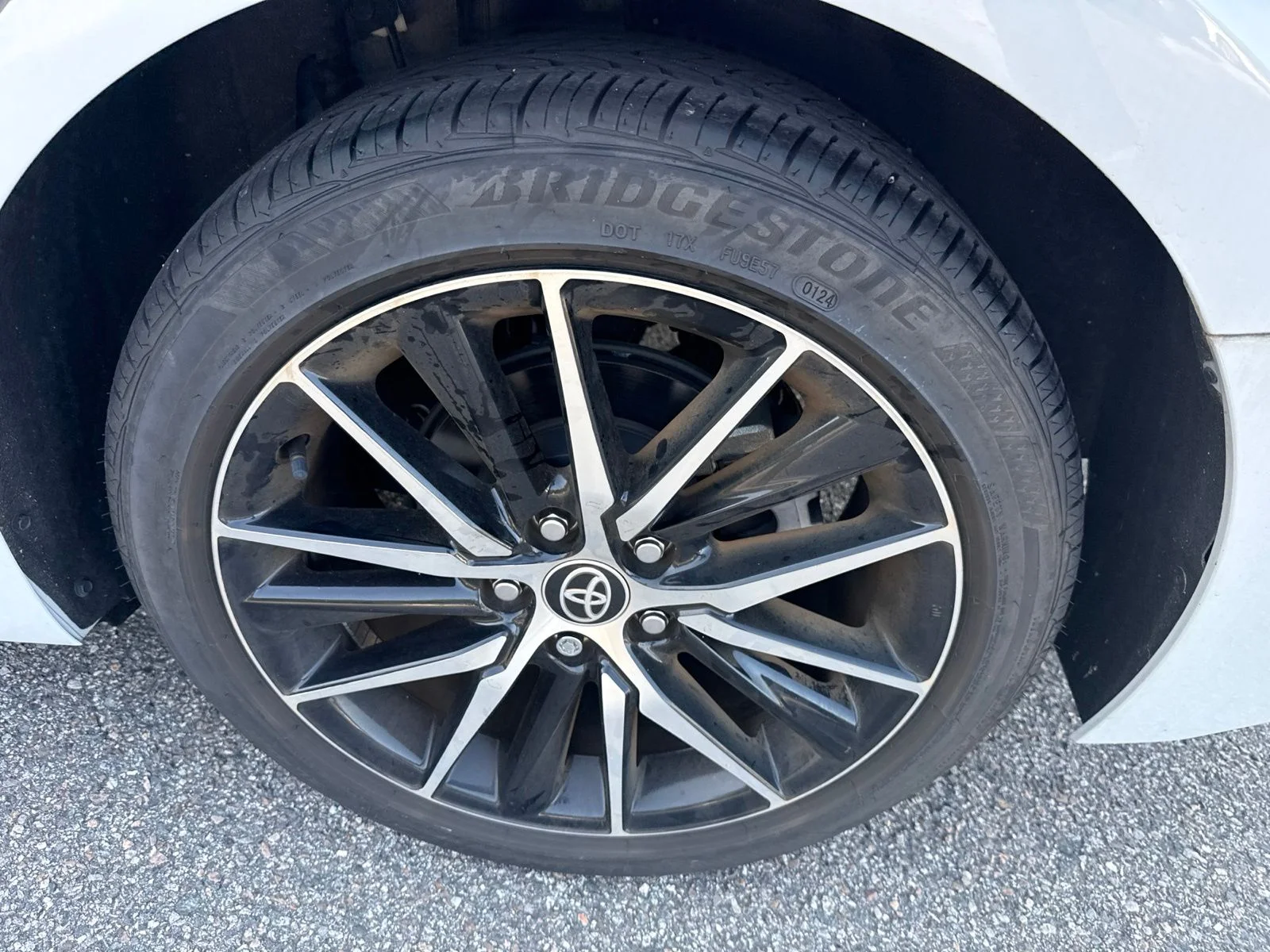 Used 2024 White Toyota SE image 4