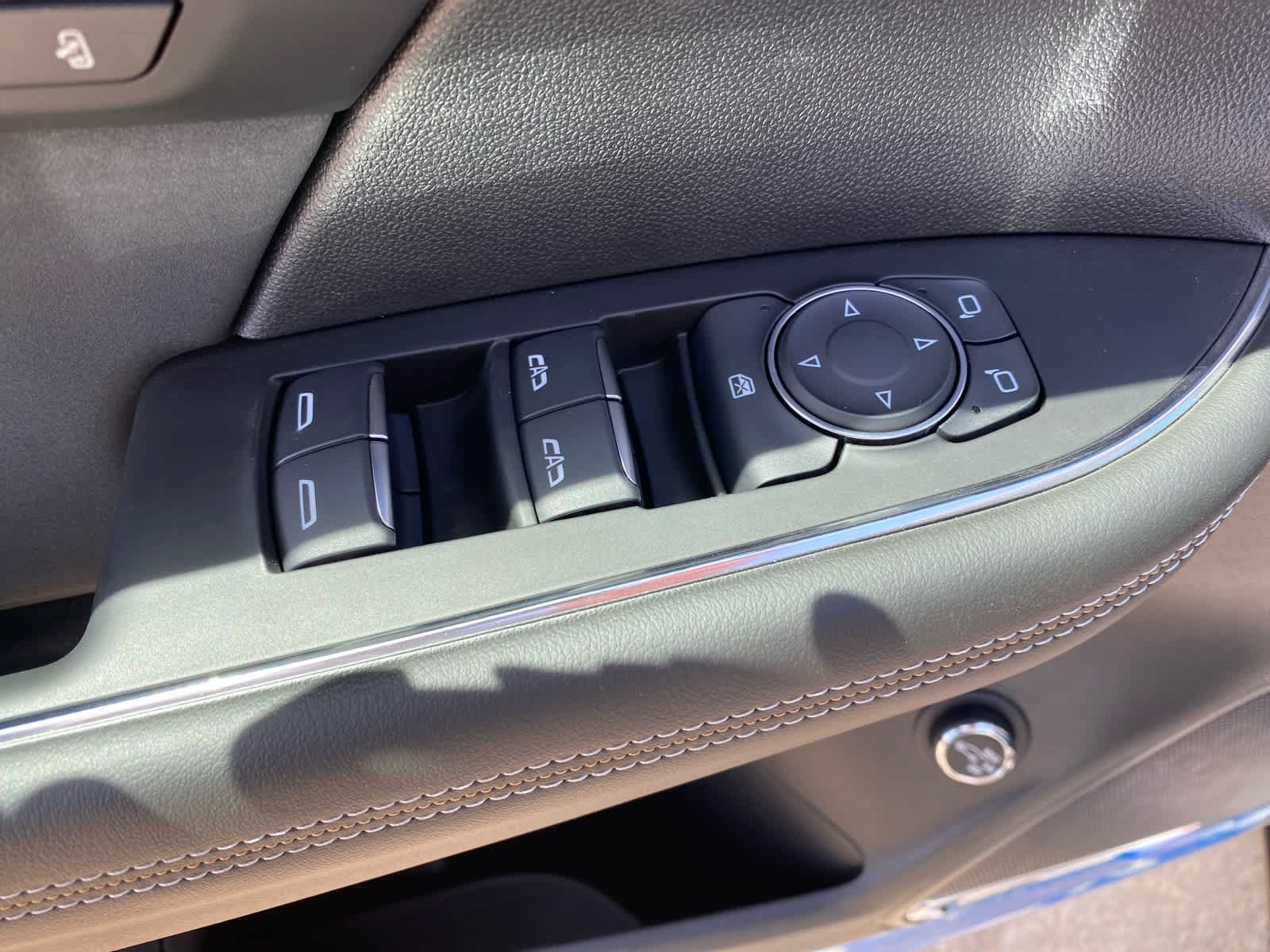 2026 Buick Envision Sport Touring - Photo 8